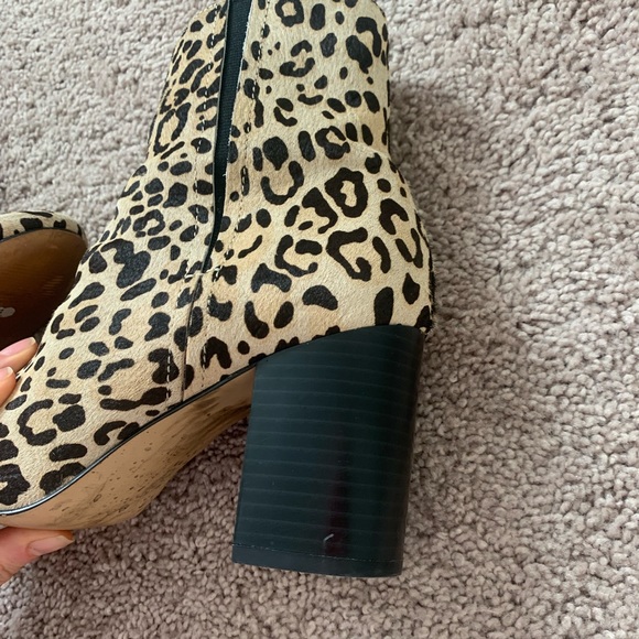 Halogen Abbi block heel bootie in cheetah - Picture 6 of 8